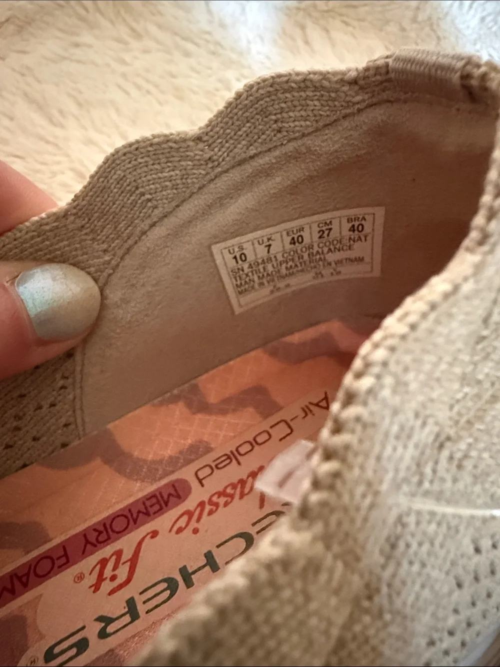 Skechers Classic Fit Women 10 Natural Beige Knit Slip On Shoes 49481 NAT Flat - Picture 3 of 5